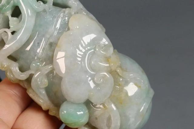 包含翡翠手件价格表大全的词条-第23张图片-翡翠网 包含翡翠手件价格表大全的词条-第23张图片-翡翠网