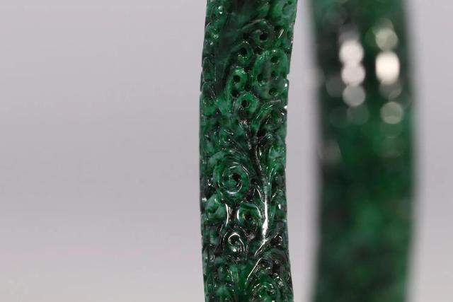 包含翡翠手件价格表大全的词条-第40张图片-翡翠网 包含翡翠手件价格表大全的词条-第40张图片-翡翠网