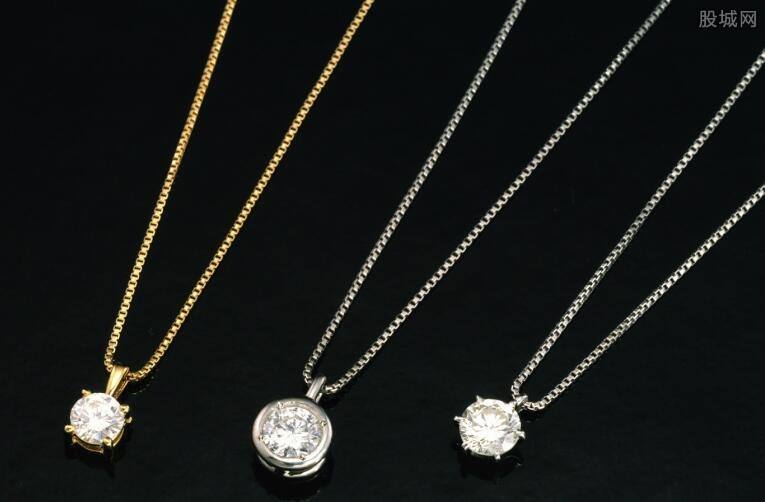 白金和黄金有什么区别,哪个好,白金现在多少钱一克-第2张图片-翡翠网 白金和黄金有什么区别,哪个好,白金现在多少钱一克-第2张图片-翡翠网