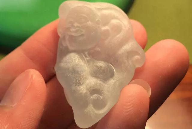 包含笑佛冰种翡翠吊坠价格的词条-第7张图片-翡翠网 包含笑佛冰种翡翠吊坠价格的词条-第7张图片-翡翠网