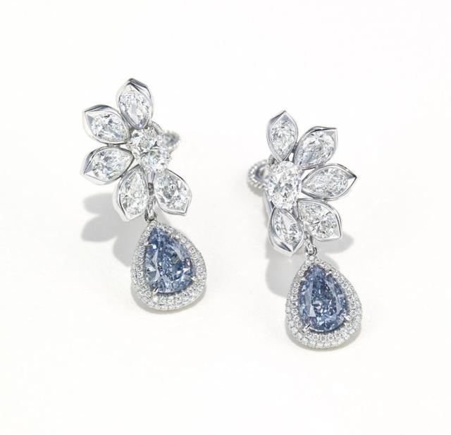 卡地亚戒指love系列cartier钻石项链-第3张图片-翡翠网 卡地亚戒指love系列cartier钻石项链-第3张图片-翡翠网