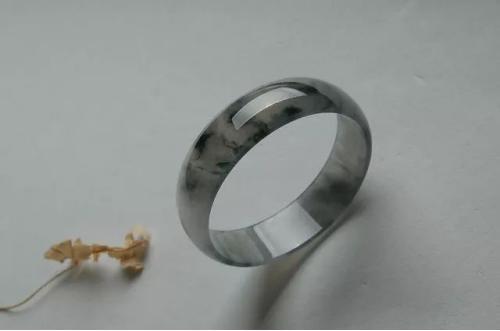 5万左右的翡翠手镯,翡翠青花手镯价格表-第11张图片-翡翠网