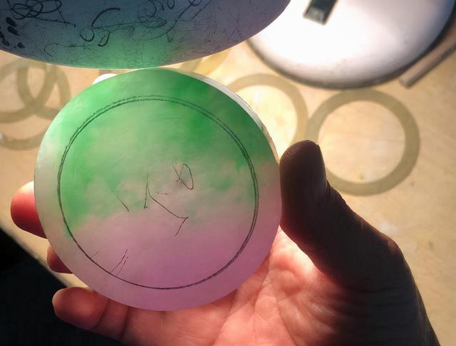 关于翡翠一定要了解的知识的简单介绍-第5张图片-翡翠网 关于翡翠一定要了解的知识的简单介绍-第5张图片-翡翠网