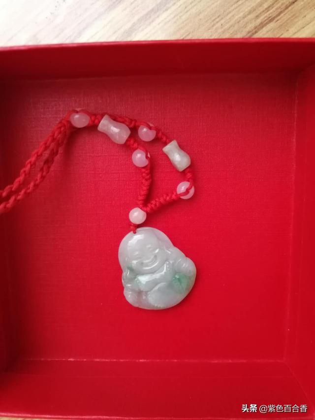 你有翡翠知识文章和书籍吗,关于翡翠知识的书籍-第1张图片-翡翠网 你有翡翠知识文章和书籍吗,关于翡翠知识的书籍-第1张图片-翡翠网