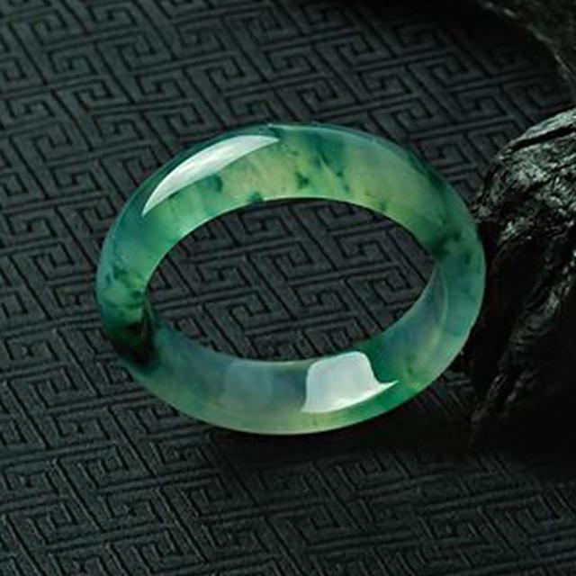 关于未来翡翠价格的走势的信息-第3张图片-翡翠网 关于未来翡翠价格的走势的信息-第3张图片-翡翠网