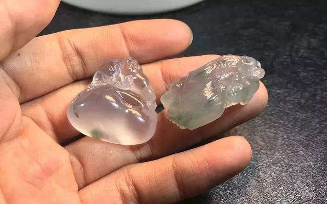 安徽有翡翠原石吗,老坑冰种翡翠-第9张图片-翡翠网 安徽有翡翠原石吗,老坑冰种翡翠-第9张图片-翡翠网