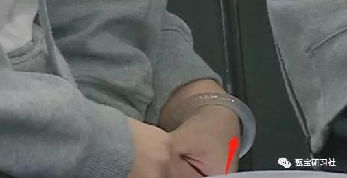 翡翠原石哪里收购,赵本山买翡翠原石-第9张图片-翡翠网 翡翠原石哪里收购,赵本山买翡翠原石-第9张图片-翡翠网