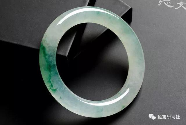 翡翠原石哪里收购,赵本山买翡翠原石-第11张图片-翡翠网 翡翠原石哪里收购,赵本山买翡翠原石-第11张图片-翡翠网