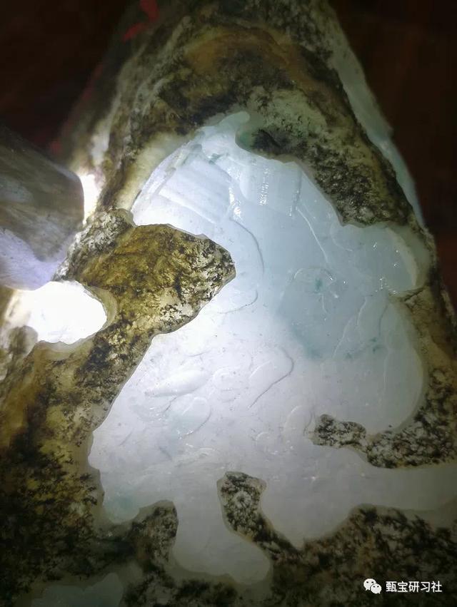 翡翠原石哪里收购,赵本山买翡翠原石-第24张图片-翡翠网 翡翠原石哪里收购,赵本山买翡翠原石-第24张图片-翡翠网