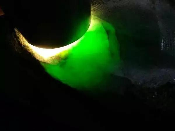 正阳绿翡翠值钱吗冰阳绿翡翠价格-第4张图片-翡翠网 正阳绿翡翠值钱吗冰阳绿翡翠价格-第4张图片-翡翠网