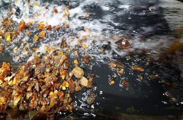 包含翡翠原石怎么开采的词条-第22张图片-翡翠网 包含翡翠原石怎么开采的词条-第22张图片-翡翠网