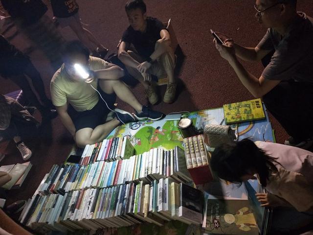 高校市场中央财经大学-第3张图片-翡翠网 高校市场中央财经大学-第3张图片-翡翠网