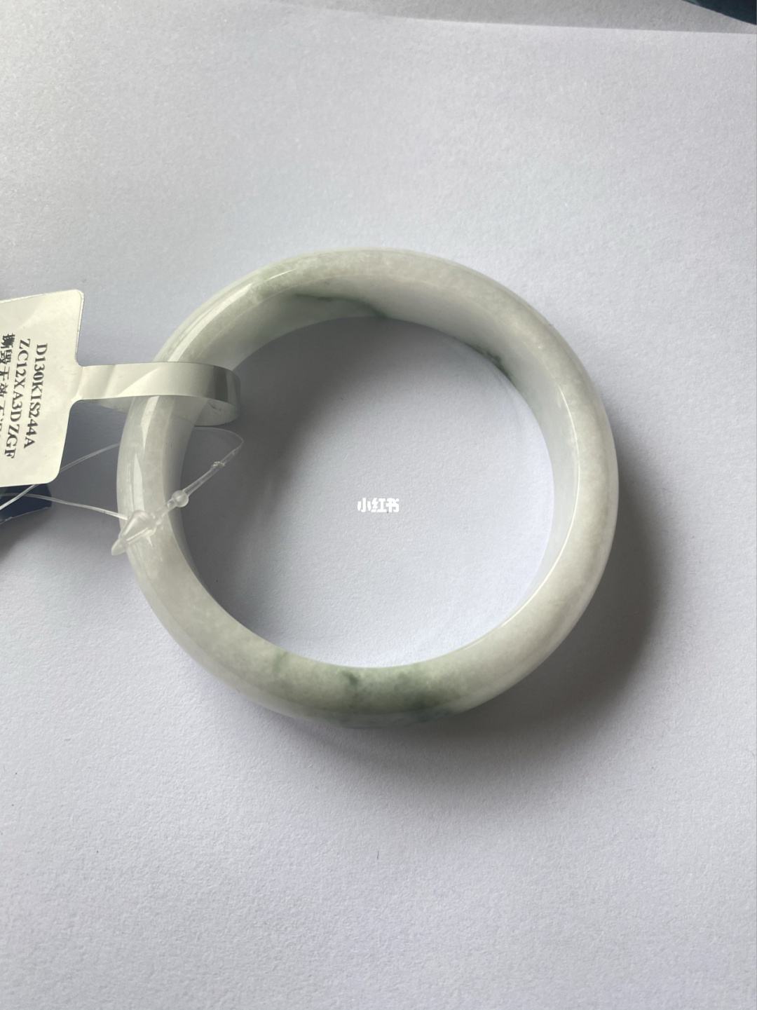 抖音很火的金镯子叫啥,翡翠手镯视频抖音-第2张图片-翡翠网 抖音很火的金镯子叫啥,翡翠手镯视频抖音-第2张图片-翡翠网