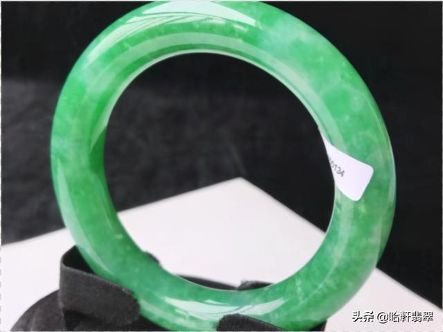 翡翠观音价格及图片的简单介绍-第5张图片-翡翠网 翡翠观音价格及图片的简单介绍-第5张图片-翡翠网