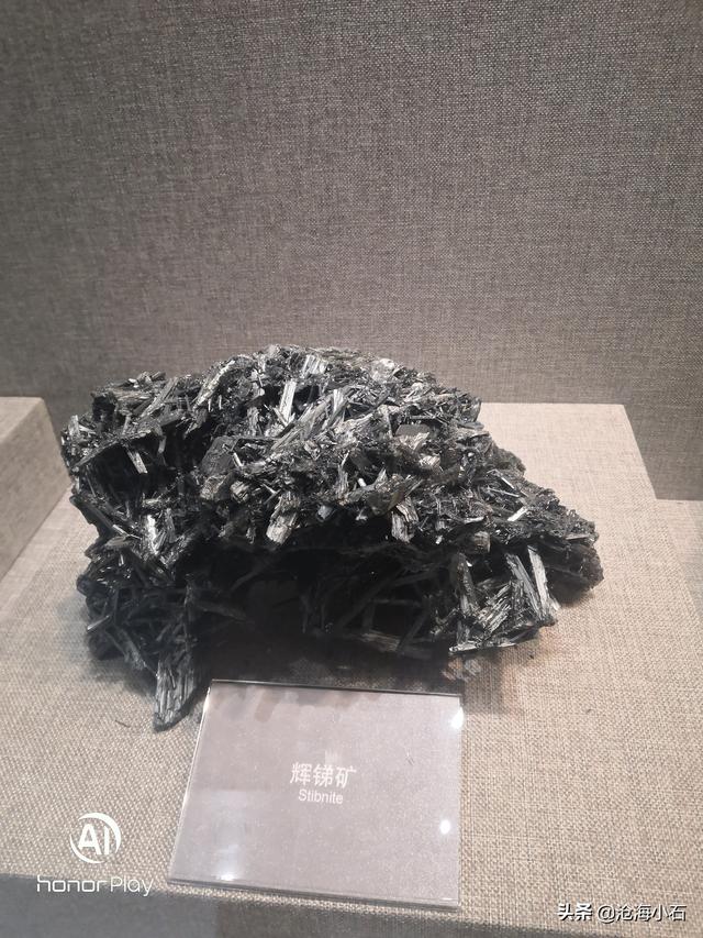 包含蛇皮纹翡翠原石的词条-第25张图片-翡翠网 包含蛇皮纹翡翠原石的词条-第25张图片-翡翠网