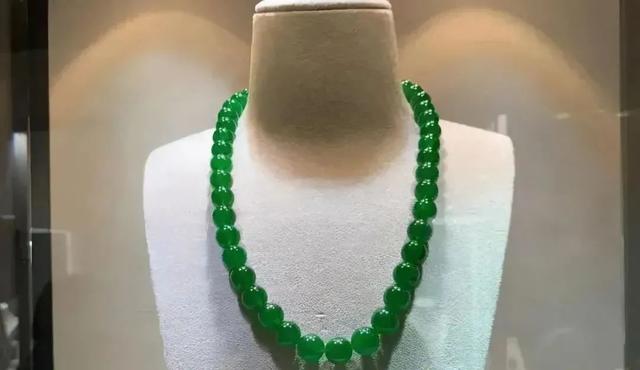 翡翠链价格的简单介绍-第1张图片-翡翠网 翡翠链价格的简单介绍-第1张图片-翡翠网