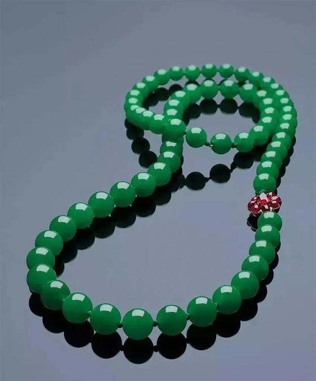 翡翠链价格的简单介绍-第11张图片-翡翠网 翡翠链价格的简单介绍-第11张图片-翡翠网