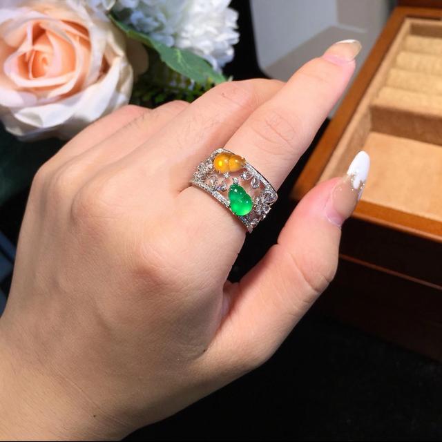 黄金戒指流行款式今年最流行的戒指款式图片女-第11张图片-翡翠网 黄金戒指流行款式今年最流行的戒指款式图片女-第11张图片-翡翠网