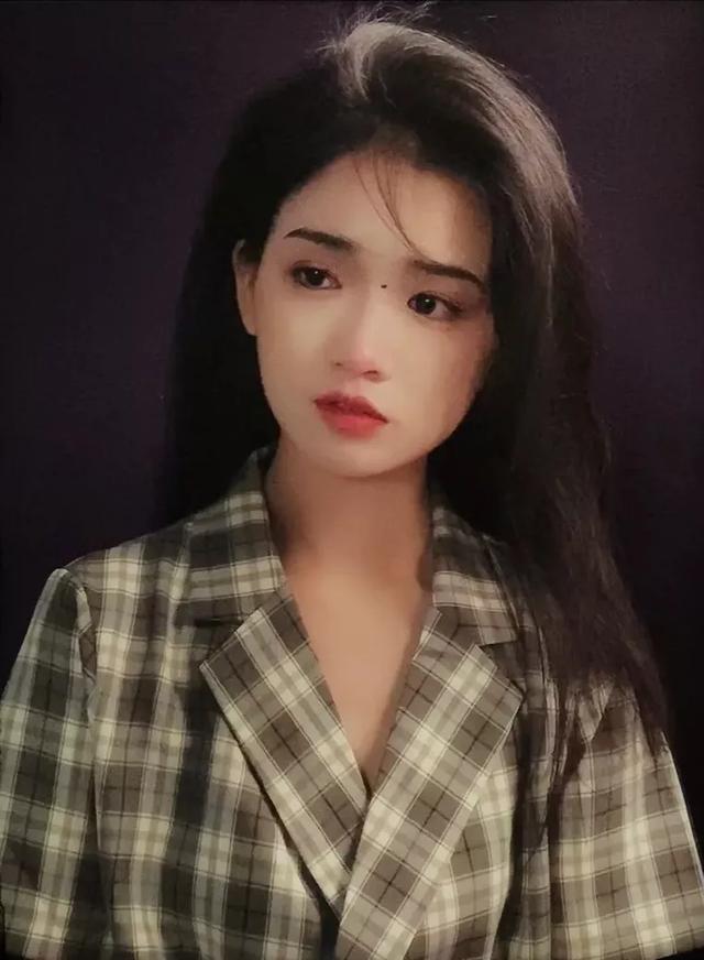 抖音搜索女明星,抖音女明星小斐照片-第9张图片-翡翠网 抖音搜索女明星,抖音女明星小斐照片-第9张图片-翡翠网