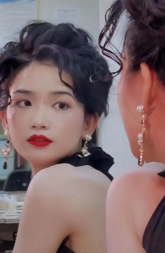 抖音搜索女明星,抖音女明星小斐照片-第15张图片-翡翠网 抖音搜索女明星,抖音女明星小斐照片-第15张图片-翡翠网