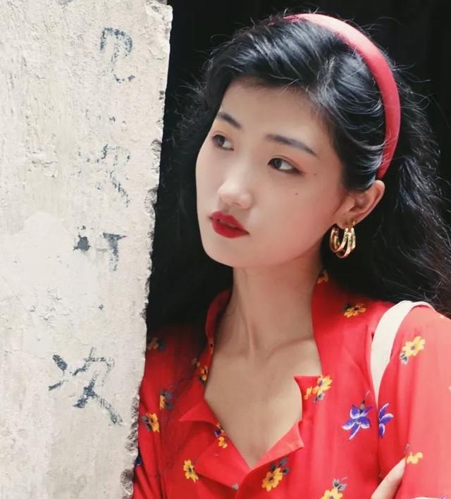 抖音搜索女明星,抖音女明星小斐照片-第55张图片-翡翠网 抖音搜索女明星,抖音女明星小斐照片-第55张图片-翡翠网