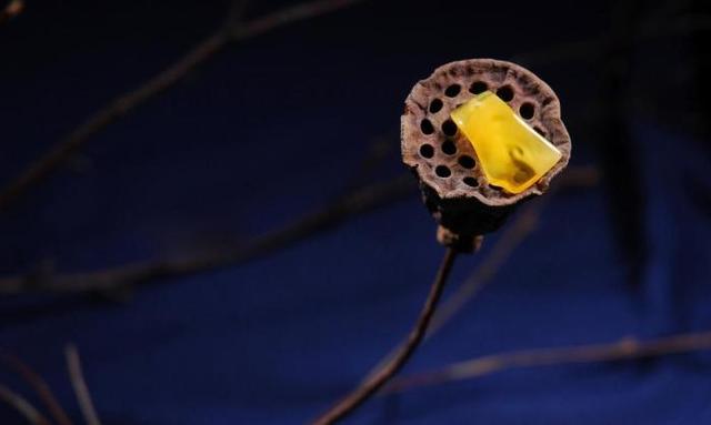 翡翠处理手镯可以戴吗,睡觉戴翡翠手镯好不好-第1张图片-翡翠网 翡翠处理手镯可以戴吗,睡觉戴翡翠手镯好不好-第1张图片-翡翠网