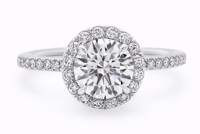 钻石几年可以被回收,钻石一般几折回收-第4张图片-翡翠网 钻石几年可以被回收,钻石一般几折回收-第4张图片-翡翠网