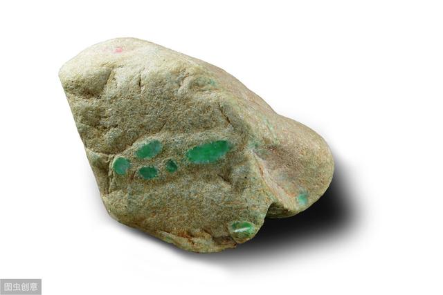 翡翠原石哪些品质好,翡翠玉镯什么品牌好-第2张图片-翡翠网 翡翠原石哪些品质好,翡翠玉镯什么品牌好-第2张图片-翡翠网