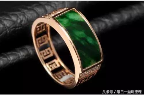 翡翠满绿玻璃种价格的简单介绍-第6张图片-翡翠网 翡翠满绿玻璃种价格的简单介绍-第6张图片-翡翠网