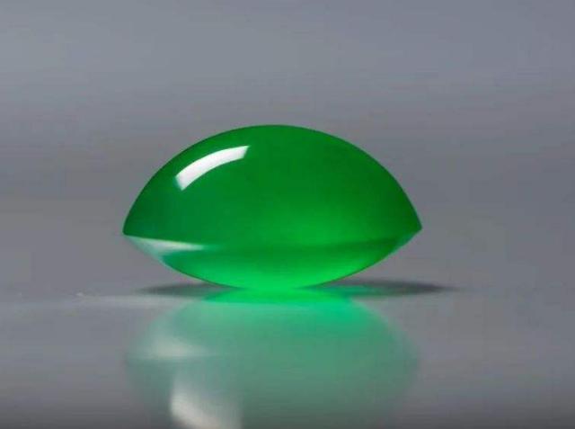 一吨翡翠原石多少钱,龙石种翡翠价格-第7张图片-翡翠网 一吨翡翠原石多少钱,龙石种翡翠价格-第7张图片-翡翠网