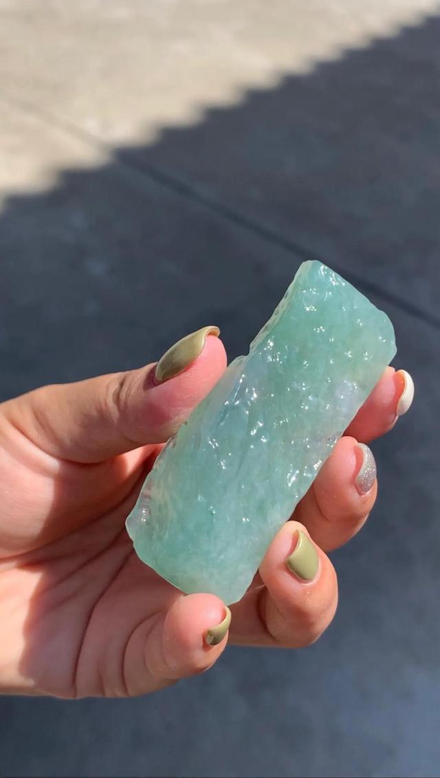 翡翠山水牌图片山水牌翡翠适合哪些人戴-第2张图片-翡翠网 翡翠山水牌图片山水牌翡翠适合哪些人戴-第2张图片-翡翠网