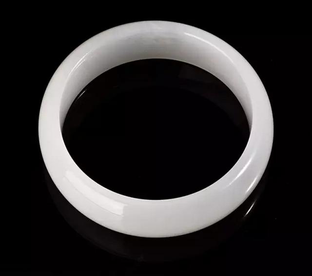 唐河彩玉手镯唐河翡翠手镯-第1张图片-翡翠网 唐河彩玉手镯唐河翡翠手镯-第1张图片-翡翠网