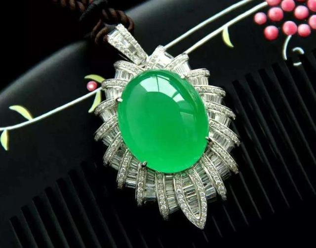 包含翡翠原石加工厂的词条-第2张图片-翡翠网 包含翡翠原石加工厂的词条-第2张图片-翡翠网