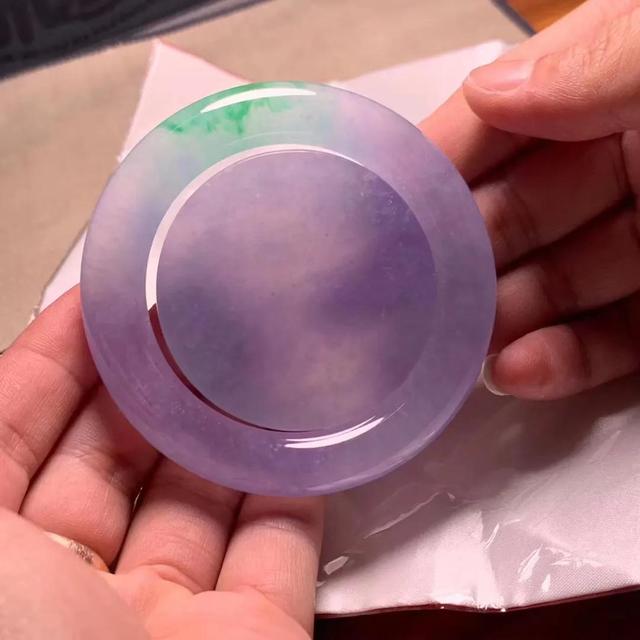 怎么样挑选翡翠手镯1万左右翡翠手镯图片-第3张图片-翡翠网 怎么样挑选翡翠手镯1万左右翡翠手镯图片-第3张图片-翡翠网