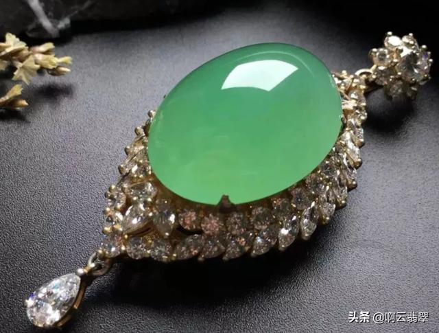 翡翠原石黄沙皮知识翡翠原石偏黄-第2张图片-翡翠网 翡翠原石黄沙皮知识翡翠原石偏黄-第2张图片-翡翠网