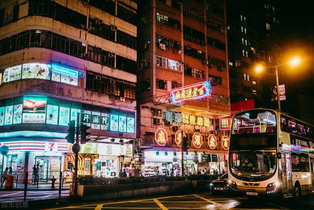 华洋翡翠手镯价格的简单介绍-第5张图片-翡翠网 华洋翡翠手镯价格的简单介绍-第5张图片-翡翠网