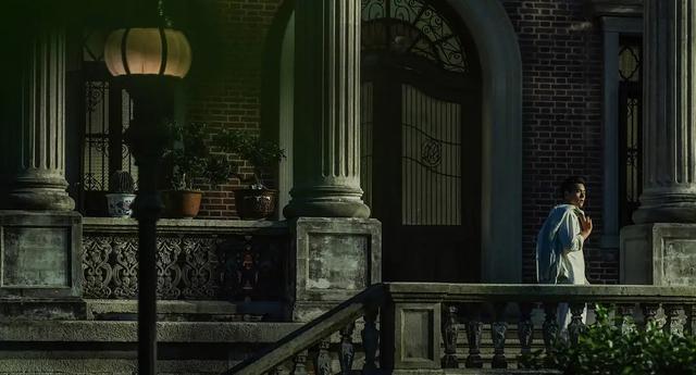 华洋翡翠手镯价格的简单介绍-第10张图片-翡翠网 华洋翡翠手镯价格的简单介绍-第10张图片-翡翠网