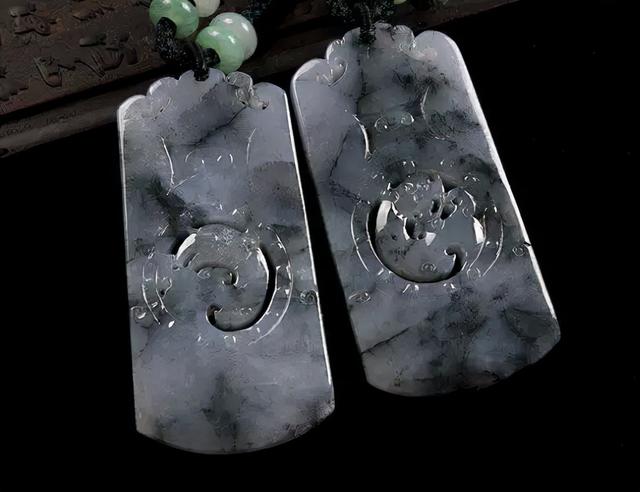 长沙乌鸡种翡翠原石,乌鸡翡翠单圈-第4张图片-翡翠网 长沙乌鸡种翡翠原石,乌鸡翡翠单圈-第4张图片-翡翠网