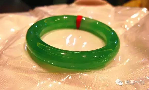 包含玻璃种翡翠每克价格的词条-第14张图片-翡翠网 包含玻璃种翡翠每克价格的词条-第14张图片-翡翠网