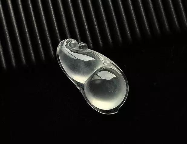 翡翠糯种的价格,蛋清种翡翠价格-第6张图片-翡翠网 翡翠糯种的价格,蛋清种翡翠价格-第6张图片-翡翠网