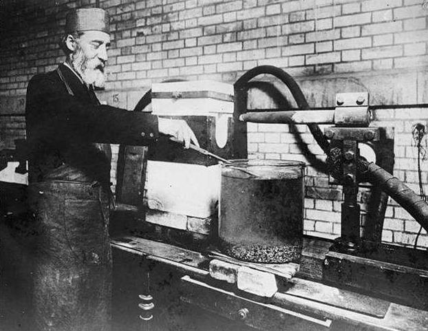 钻石是碳12还是碳60碳12和碳60的区别-第8张图片-翡翠网 钻石是碳12还是碳60碳12和碳60的区别-第8张图片-翡翠网