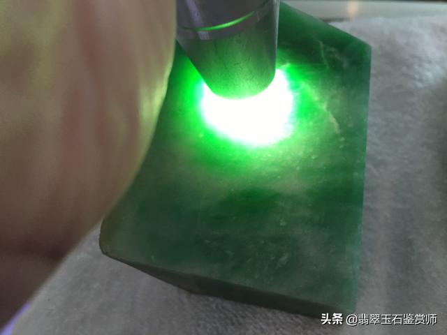 翡翠入门视频教学视频翡翠知识站视频-第8张图片-翡翠网