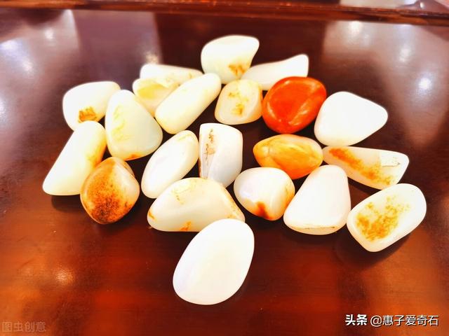 俄罗斯翡翠原石俄罗斯翡翠原料图片-第10张图片-翡翠网 俄罗斯翡翠原石俄罗斯翡翠原料图片-第10张图片-翡翠网