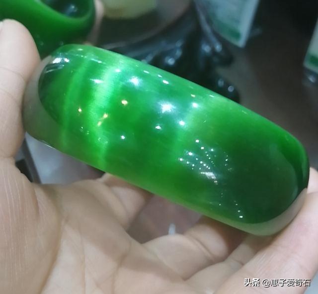 俄罗斯翡翠原石俄罗斯翡翠原料图片-第12张图片-翡翠网 俄罗斯翡翠原石俄罗斯翡翠原料图片-第12张图片-翡翠网