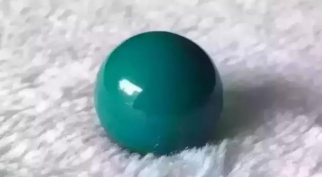 新手玩什么原石翡翠原石盘玩效果图-第1张图片-翡翠网 新手玩什么原石翡翠原石盘玩效果图-第1张图片-翡翠网