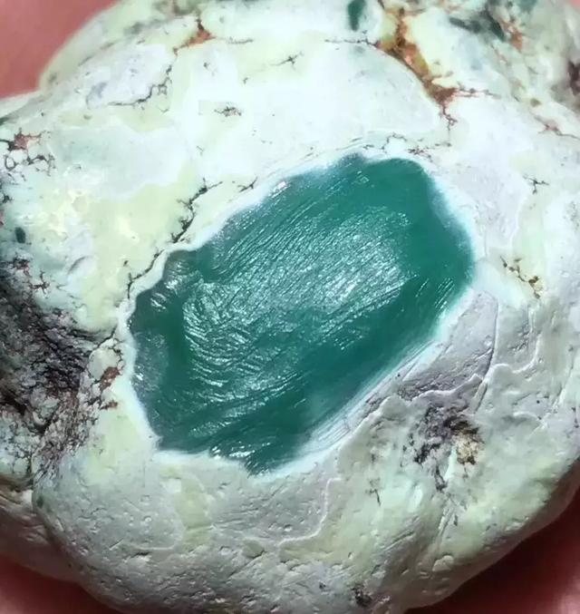 新手玩什么原石翡翠原石盘玩效果图-第15张图片-翡翠网 新手玩什么原石翡翠原石盘玩效果图-第15张图片-翡翠网