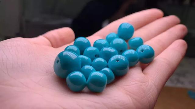 新手玩什么原石翡翠原石盘玩效果图-第17张图片-翡翠网 新手玩什么原石翡翠原石盘玩效果图-第17张图片-翡翠网