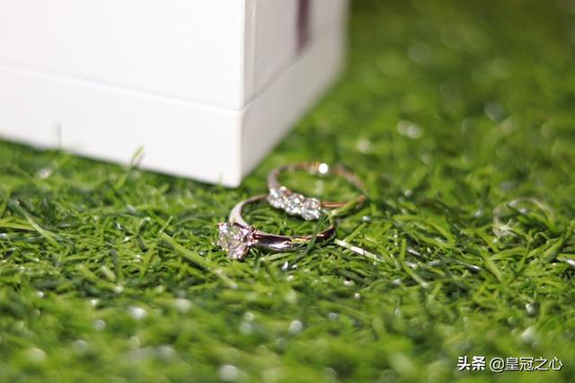 周六福莫桑石钻戒s925多少钱,莫桑石钻戒多少钱-第2张图片-翡翠网 周六福莫桑石钻戒s925多少钱,莫桑石钻戒多少钱-第2张图片-翡翠网