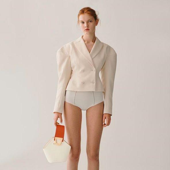 品牌包包有哪些牌子,十大小众轻奢品牌包包-第19张图片-翡翠网 品牌包包有哪些牌子,十大小众轻奢品牌包包-第19张图片-翡翠网