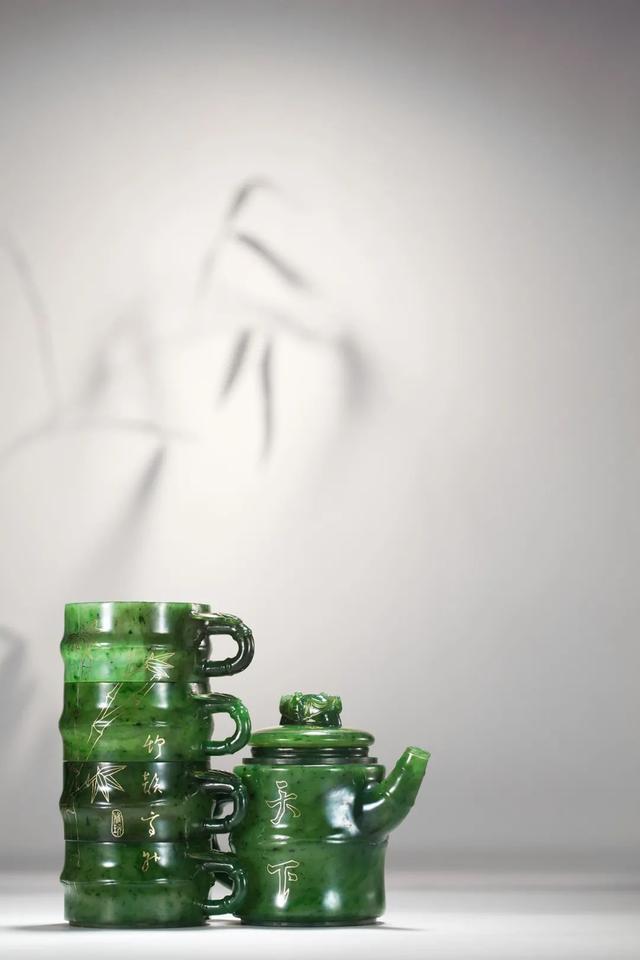 青海料晴水戴久了,水种翡翠小批量批发价格-第5张图片-翡翠网 青海料晴水戴久了,水种翡翠小批量批发价格-第5张图片-翡翠网